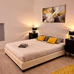 Loft Cosy - Hypercentre - Sauna - 200m2 - Wifi Apartament Graulhet